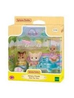 Sylvanian Families Sylvanian Families 5749 - Trio peutervriendjes-zwembad