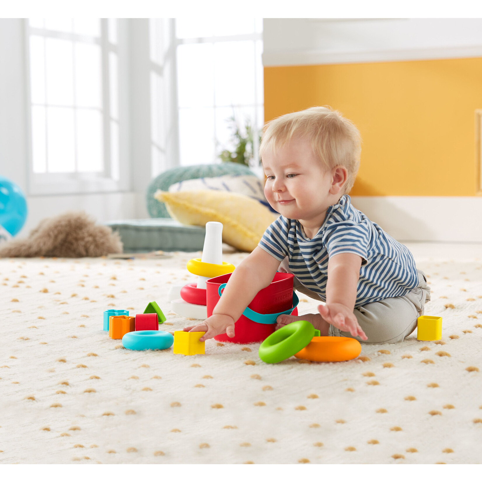 Fisher Price FP KLEUREN RING PIRAMIDE