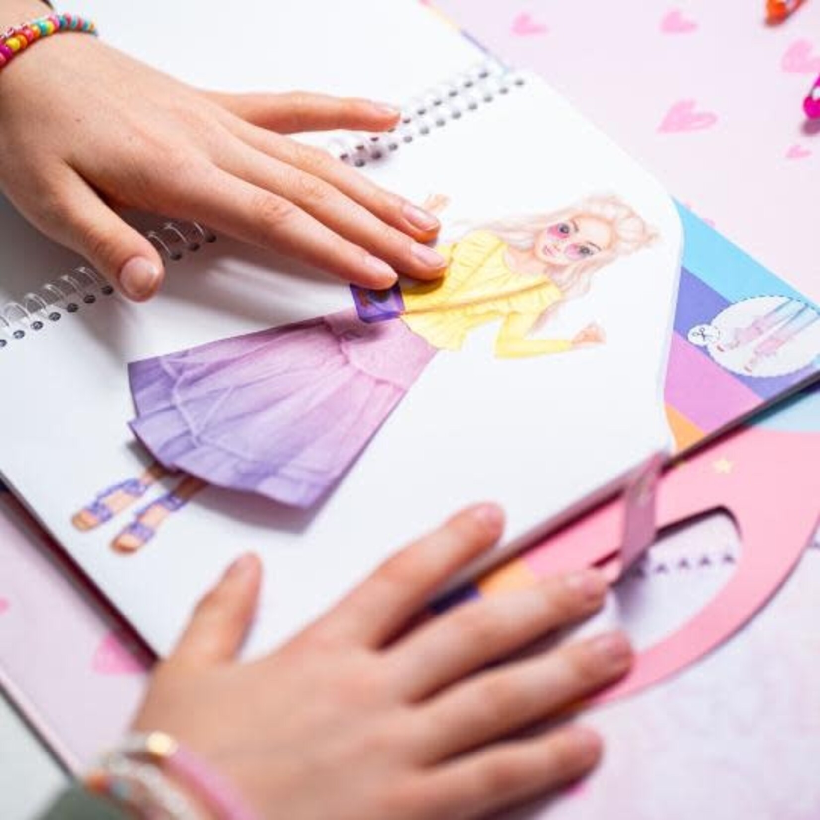 Topmodel TOPModel Dress Me Up Collage Book