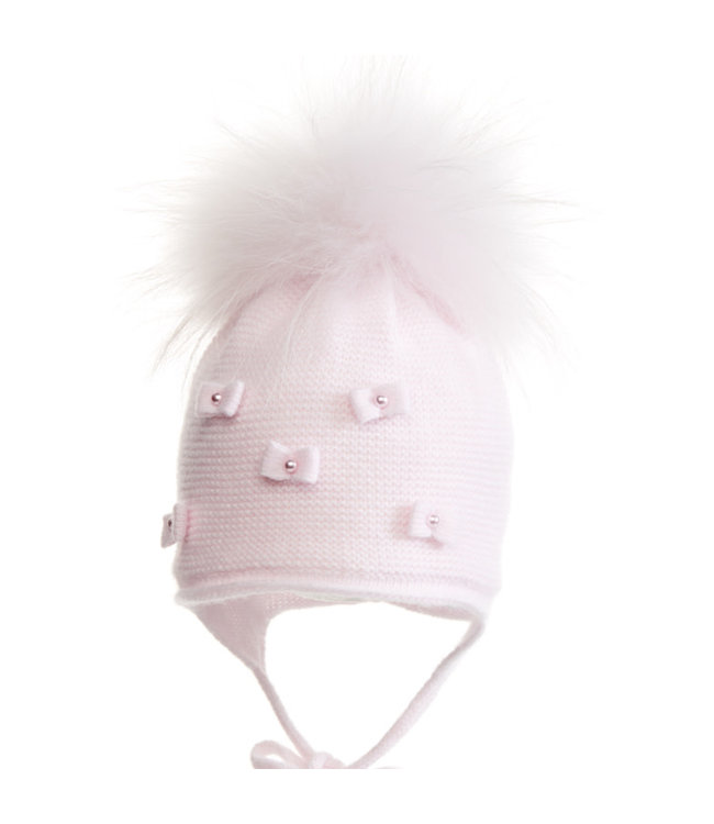 First First - Pretty Pink - Roze gevoerde babymuts in wool & cashmere met strikjes en pareltjes,gevoerd met katoen.Ponpon in bont