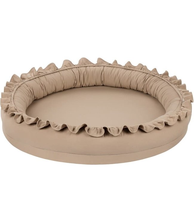 Cotton & Sweets Cotton & Sweet - Junior Nest With Ruffles - Cappuccino