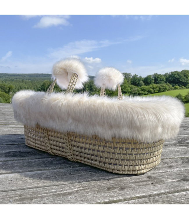 Theophile & Patachou Theophile & Patachou - Rieten reiswieg + Aankleding bont  beige