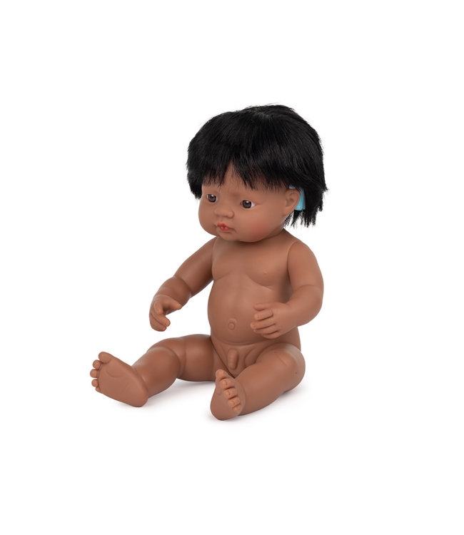 Miniland Miniland - POP LATIJNS-AMERIKAANSE JONGEN met HOORAPPARAAT 38cm, met vanillegeur, waterdicht, anatomisch correct, in vinyl, in geschenkdoos. Made