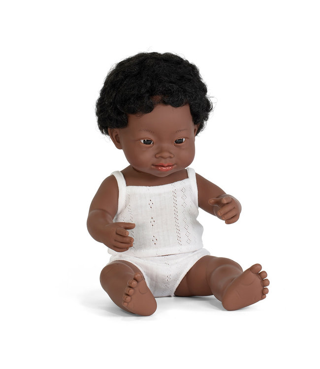 Miniland Miniland - POP AFRIKAANSE JONGEN met DOWN SYNDROOM 38cm, met vanillegeur,  waterdicht, anatomisch correct, in vinyl, in geschenkdoos. Made in Spai