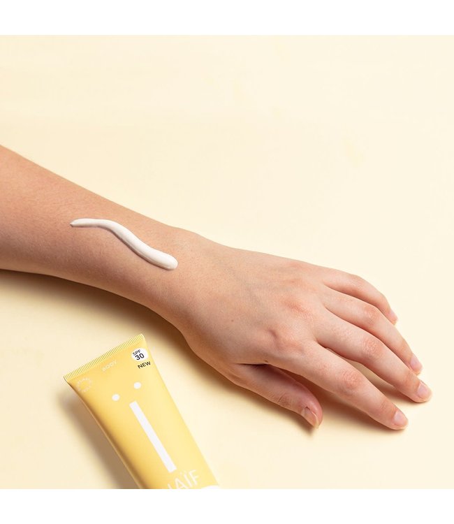Naif Naif - Na‚àö√òf Grown Ups - Sunscreen Body SPF 30 cream 200ml