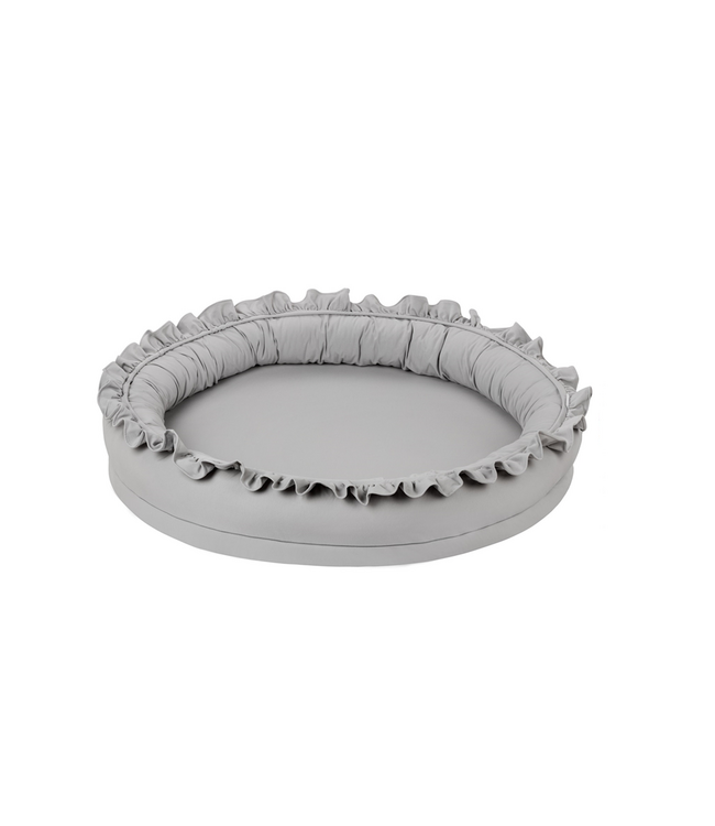 Cotton & Sweets Cotton & Sweet - Small Junior nest with ruffles - Light grey