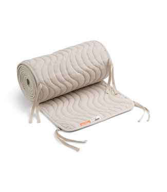 Done by Deer Done by Deer - Quilted bed bumper w/strings Waves Sand