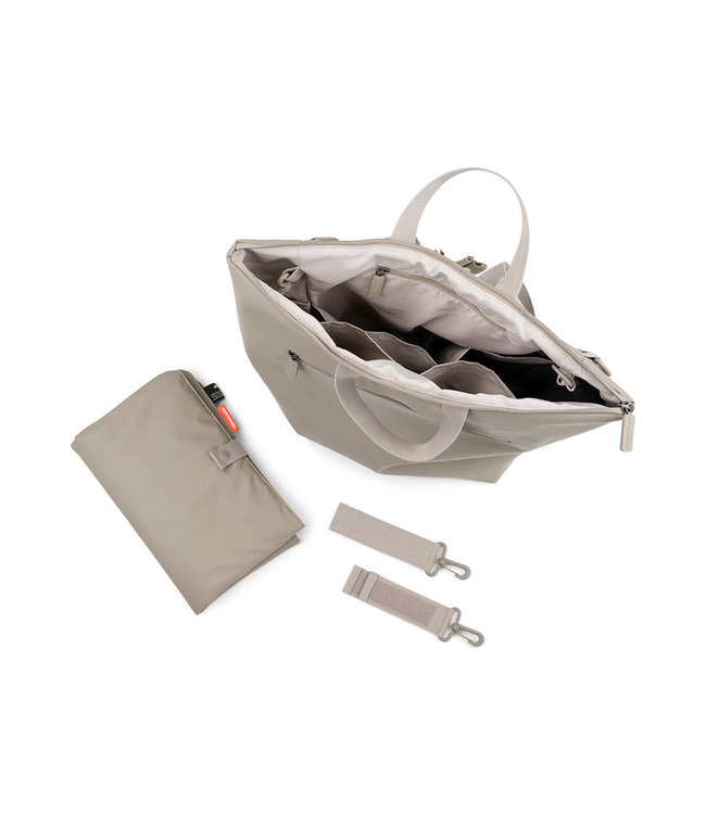 Done by Deer Done by Deer - Changing backpack Sand