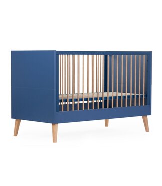 Childhome Childhome - Bold Blue - Meegroeibed - 70x140 Cm + Zijlatten