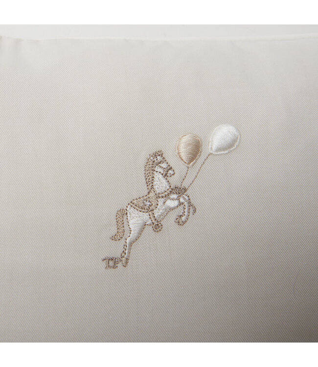 Theophile & Patachou Theophile & Patachou - Geborduurd Kussen - Beige  Carrousel