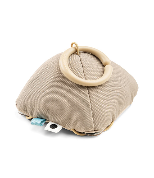 Done by Deer Done by Deer - Baby contrast card holder Deer friends Sand