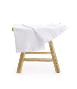 Living Nature Living Nature - Luxe Deken Delphine organische tetra met ruffles 120x120cm wit