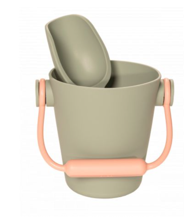 Dena Dëna - Strandset: EMMER/GIETER met SPADE en ZANDSTEMPEL - groen, in silicone, 18m+