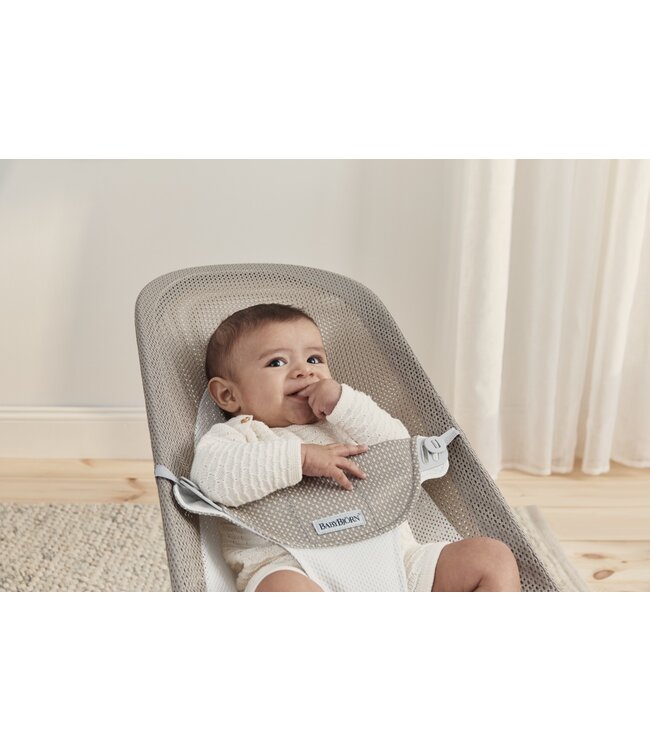 Babybjorn BabyBjörn - Wipstoeltje Balance Soft  - Mesh Grijsbeige Wit