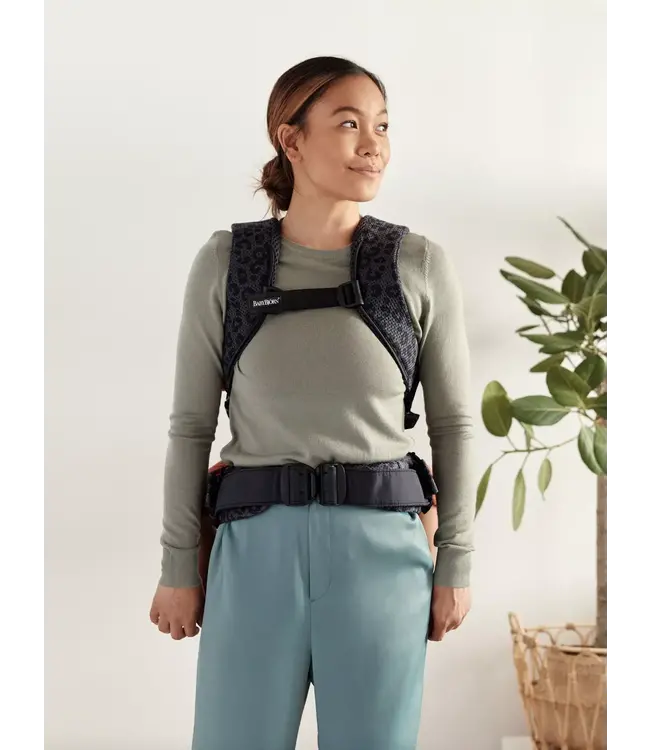 Babybjorn BabyBjörn - Draagzak One Air - 3D Mesh Antraciet Luipaard