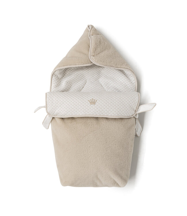 First First - angels nest for car seat NOA fur SILENT SANDS - white-beige