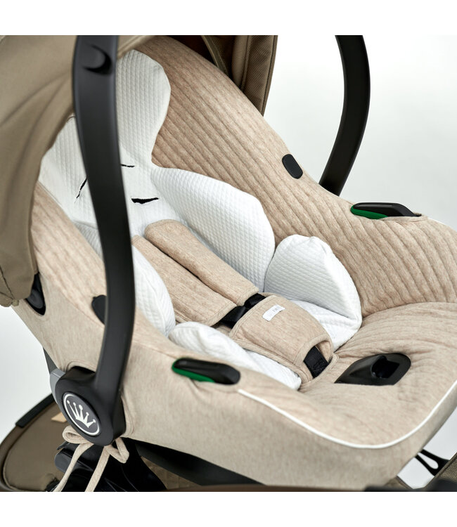 First First - car seat   E-lite i-Size SIGNATURE EDITION - taupe (Showroommodel)