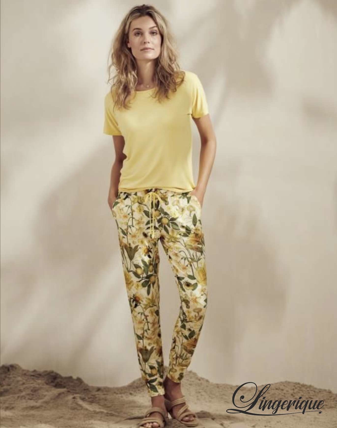 Essenza Home Essenza - Ellen - Top Korte Mouw - Uni Dreamy Yellow :