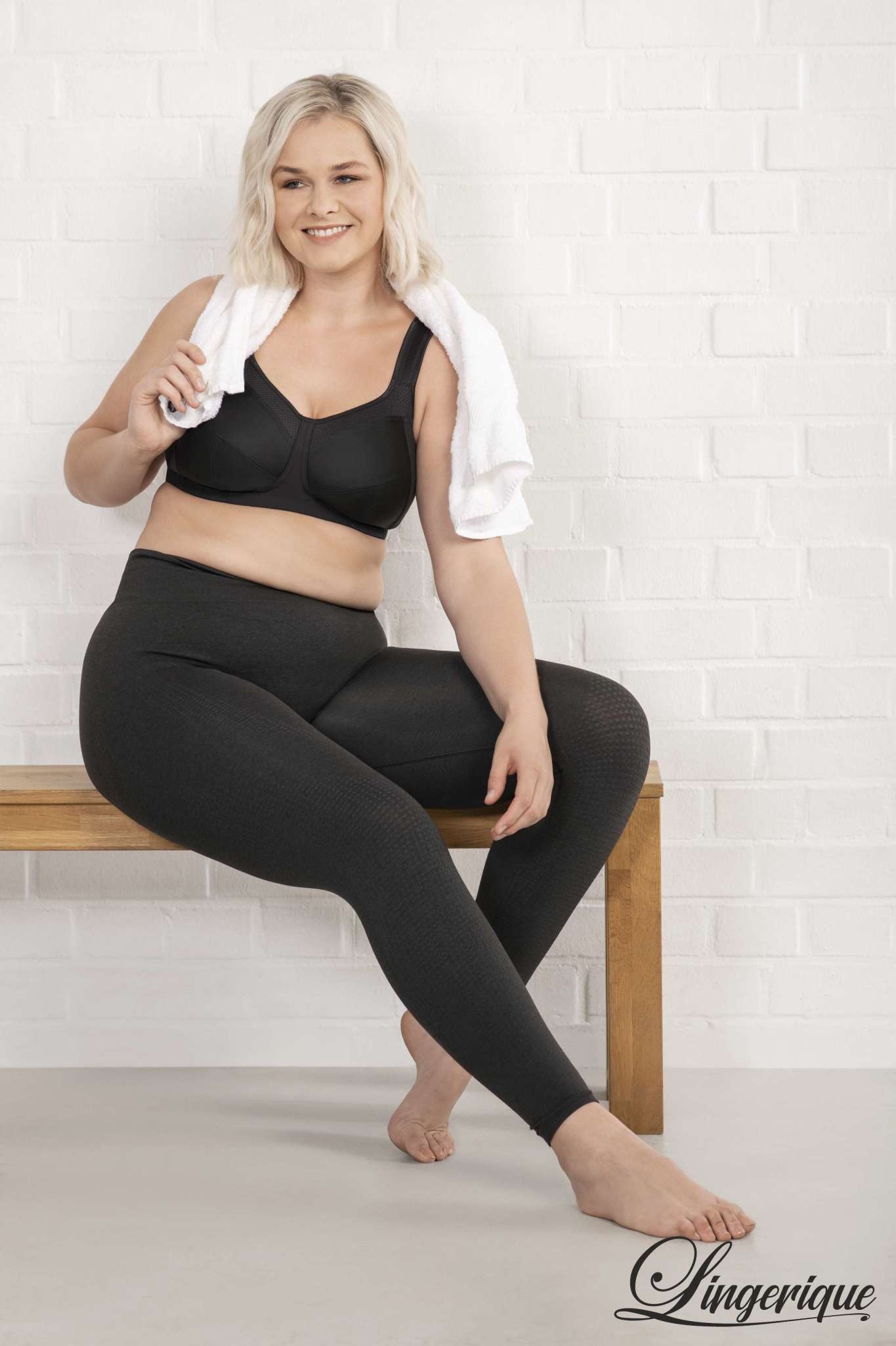 Ulla Ulla - Kate - Sport-BH - Cup D-N - Black