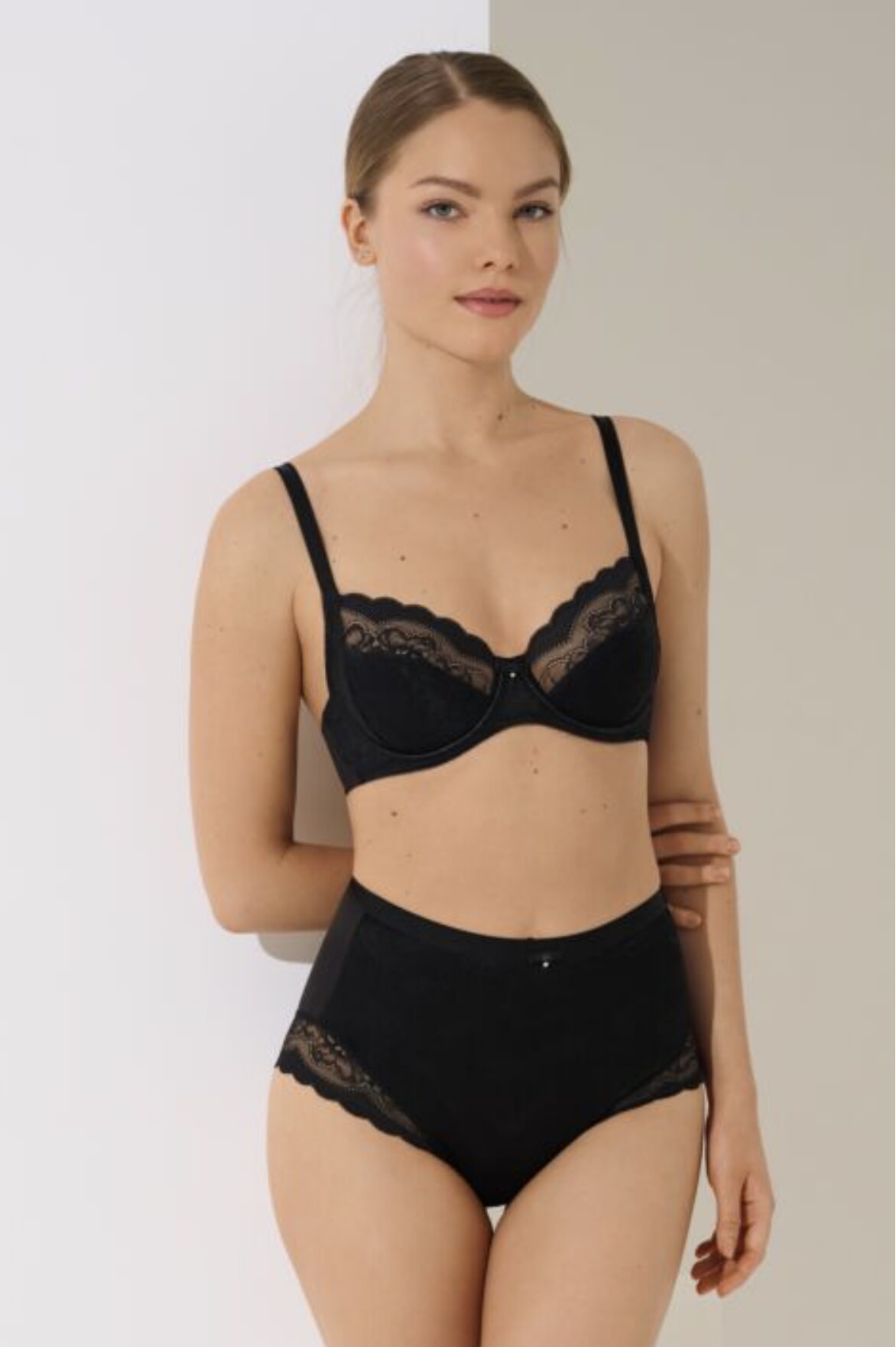 Lisca Lisca - Evelyn - TailleSlip - Black :