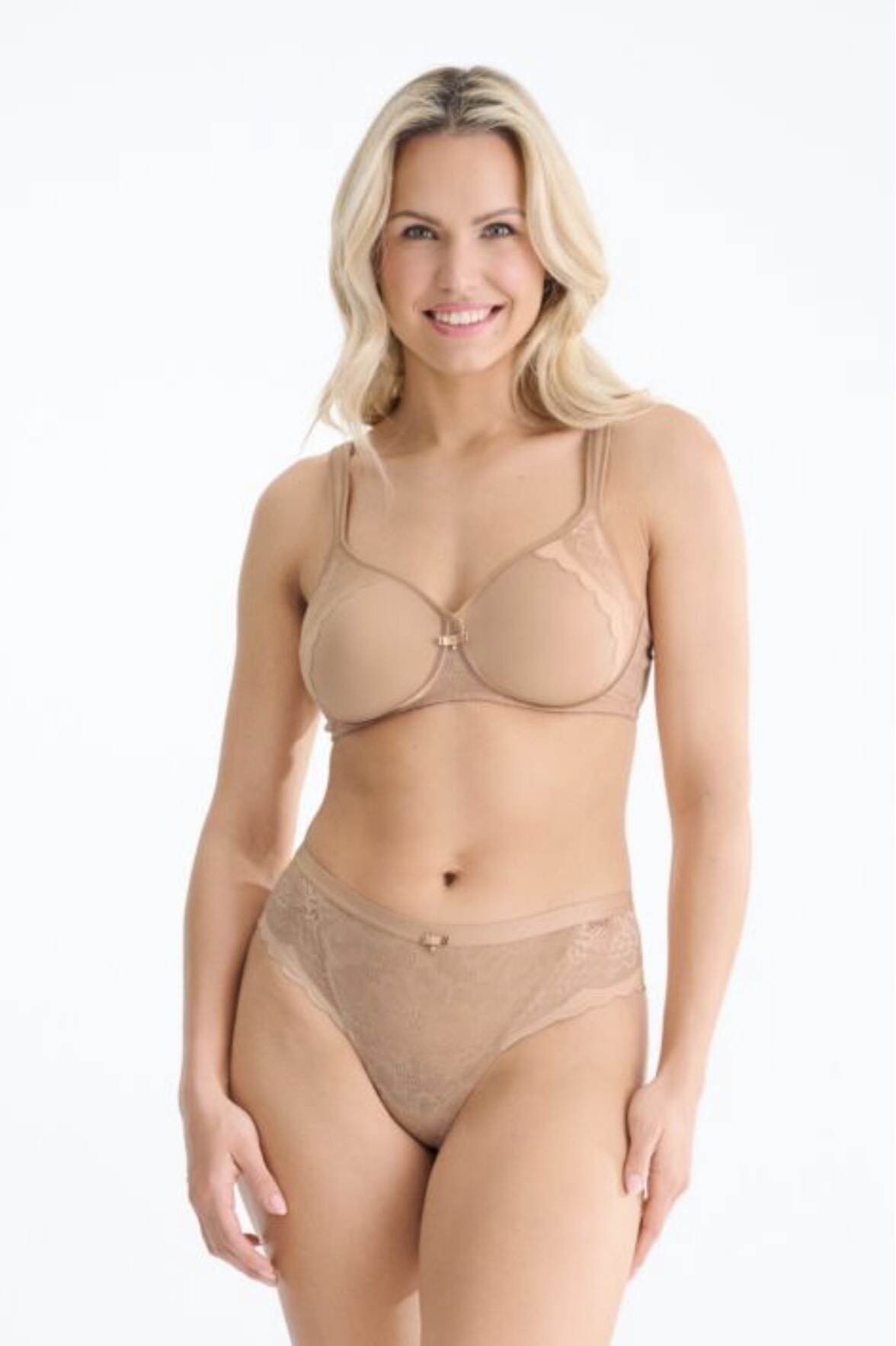 Lisca Lisca - Evelyn - Brazilian Slip - Sweet Almond :