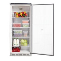 Kühlschrank | Edelstahl | Abschließbare selbstschließende Tür | 600 L | 189(H)x78(B)x70(T) cm