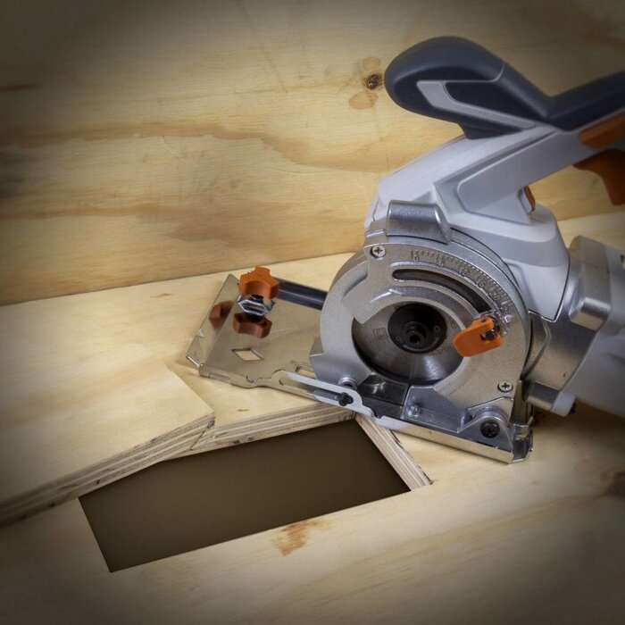 Batavia THOR compact multi-materiaal invalcirkelzaag 710 watt incl. zaaggeleider