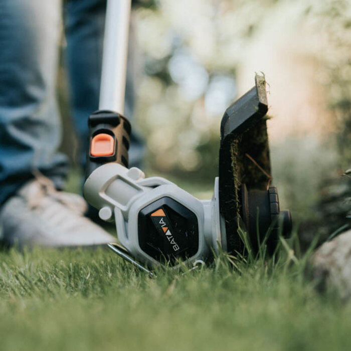 Batavia Batavia Vaderdag specials | Voegenborstel + Grastrimmer met 4.0 accu en snellader