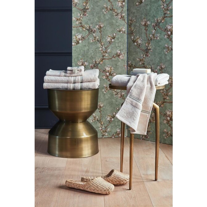 Beddinghouse x Van Gogh Museum Fleurir Guest Towel Off-white Beddinghouse x Van Gogh Museum Fleurir Guest Towel Off-white