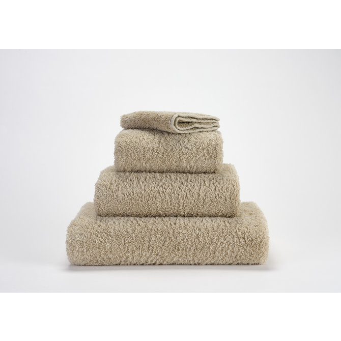 Abyss & Habidecor Super Pile Douchelaken 70x140 770 linen