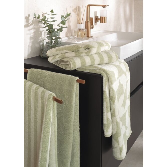 Cawo Studio Streifen 6252 Douchelaken 70x140 wasabi Cawo Studio Streifen 6252 Douchelaken 70x140 wasabi