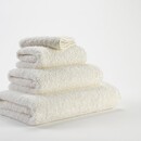 Abyss & Habidecor Abyss & Habidecor Super Pile Handdoek 55x100 103 ivory