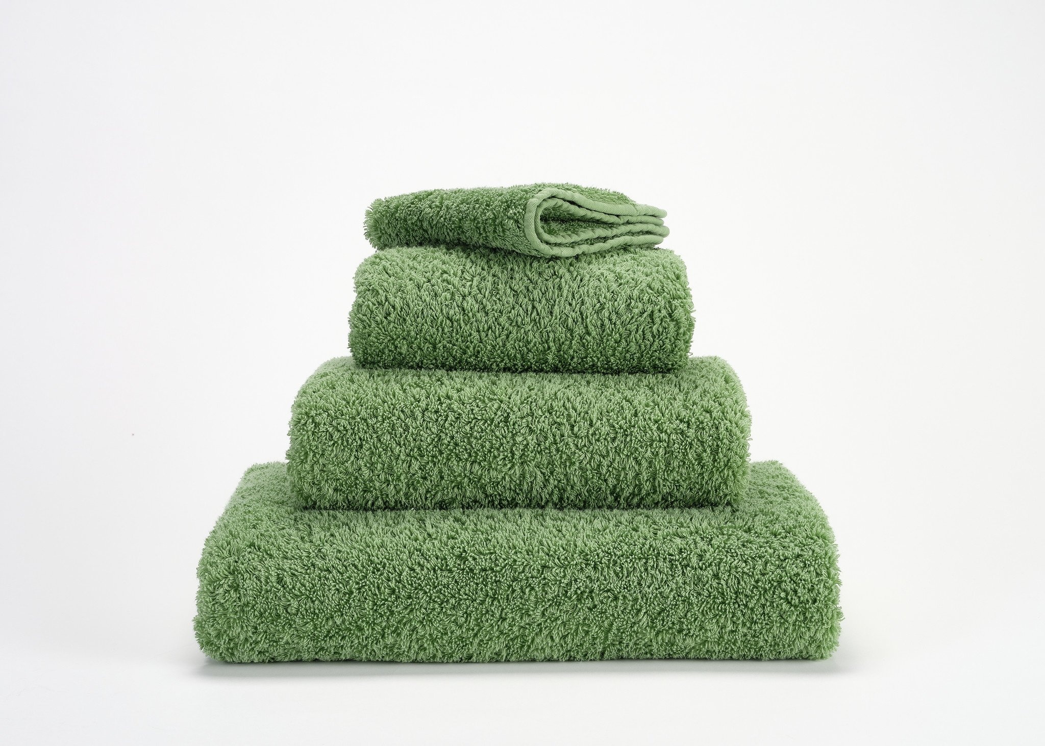 Abyss & Habidecor Abyss & Habidecor Super Pile Handdoek 55x100 205 forest