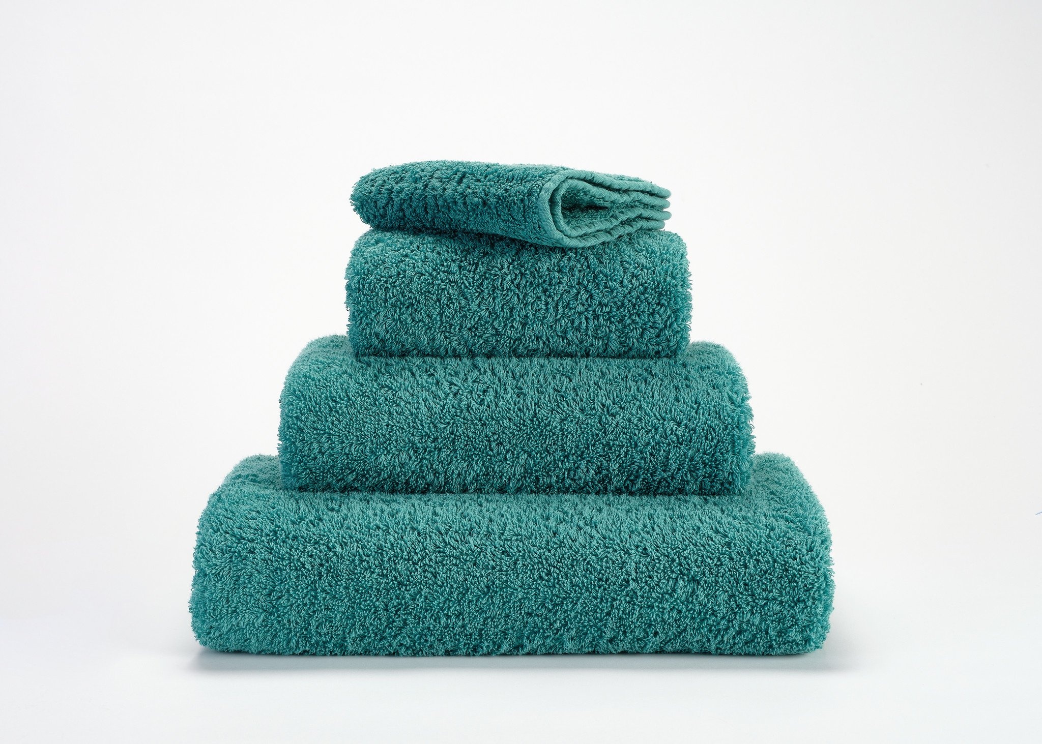 Abyss & Habidecor Abyss & Habidecor Super Pile Handdoek 55x100 325 dragonfly