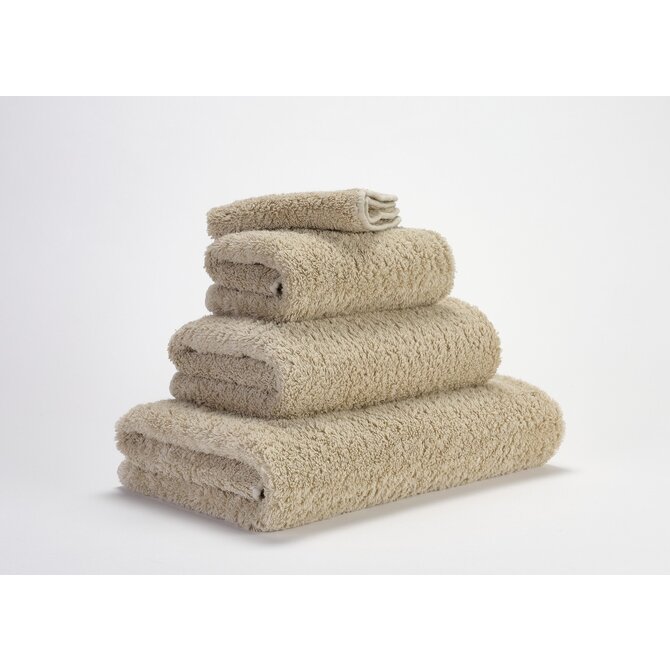 Abyss & Habidecor Super Pile Handdoek 55x100 770 linen Abyss & Habidecor Super Pile Handdoek 55x100 770 linen