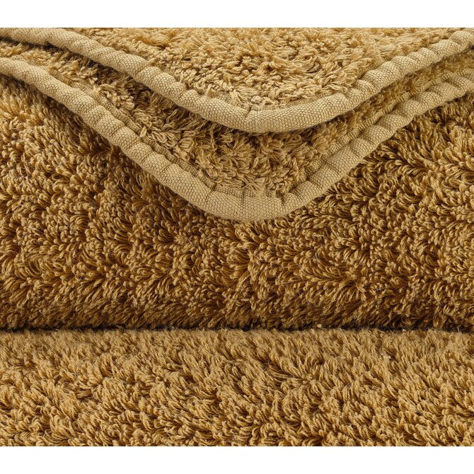 Abyss & Habidecor Super Pile Handdoek 55x100 840 gold Abyss & Habidecor Super Pile Handdoek 55x100 840 gold