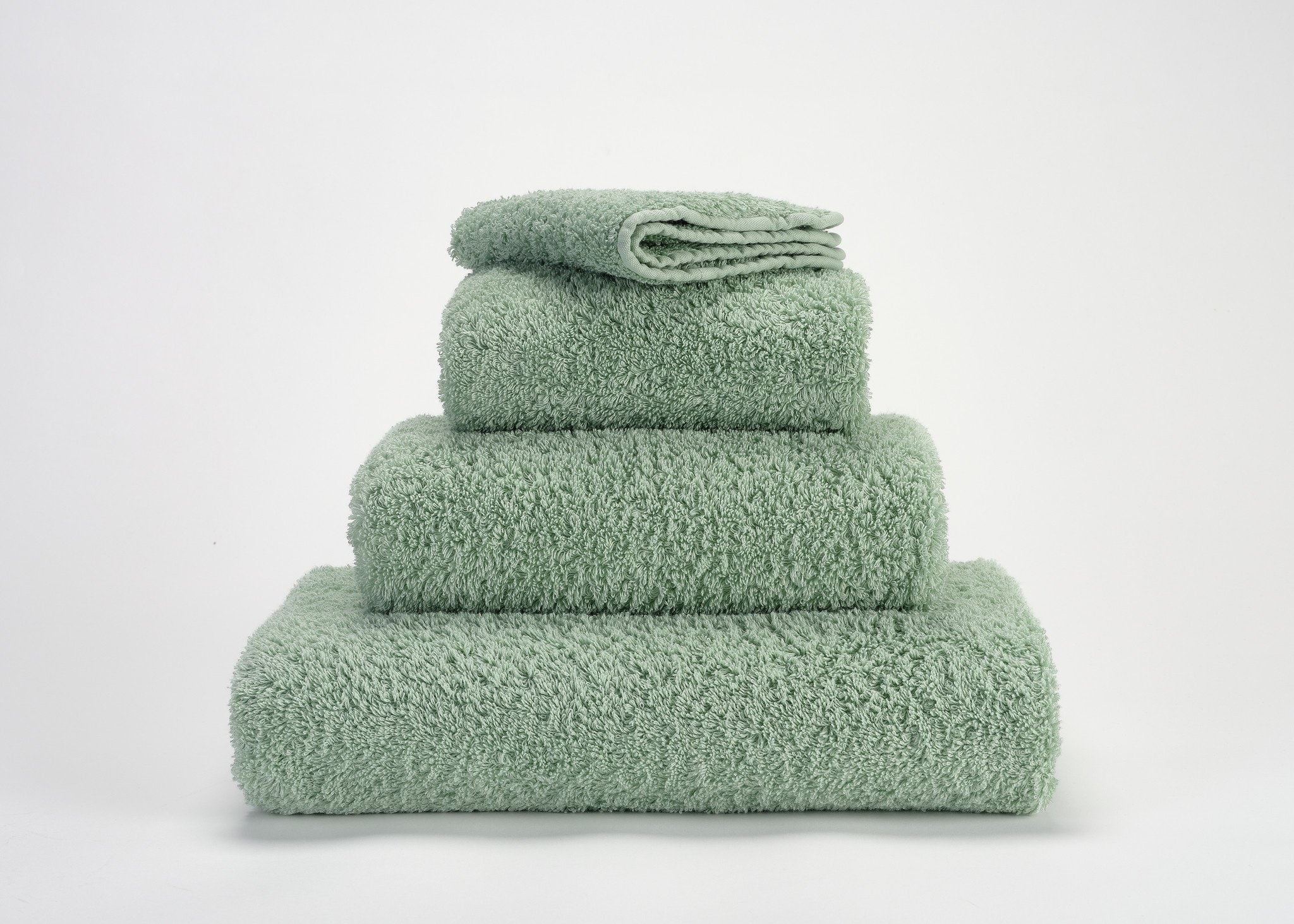 Abyss & Habidecor Abyss & Habidecor Super Pile Handdoek 60x110 210 aqua
