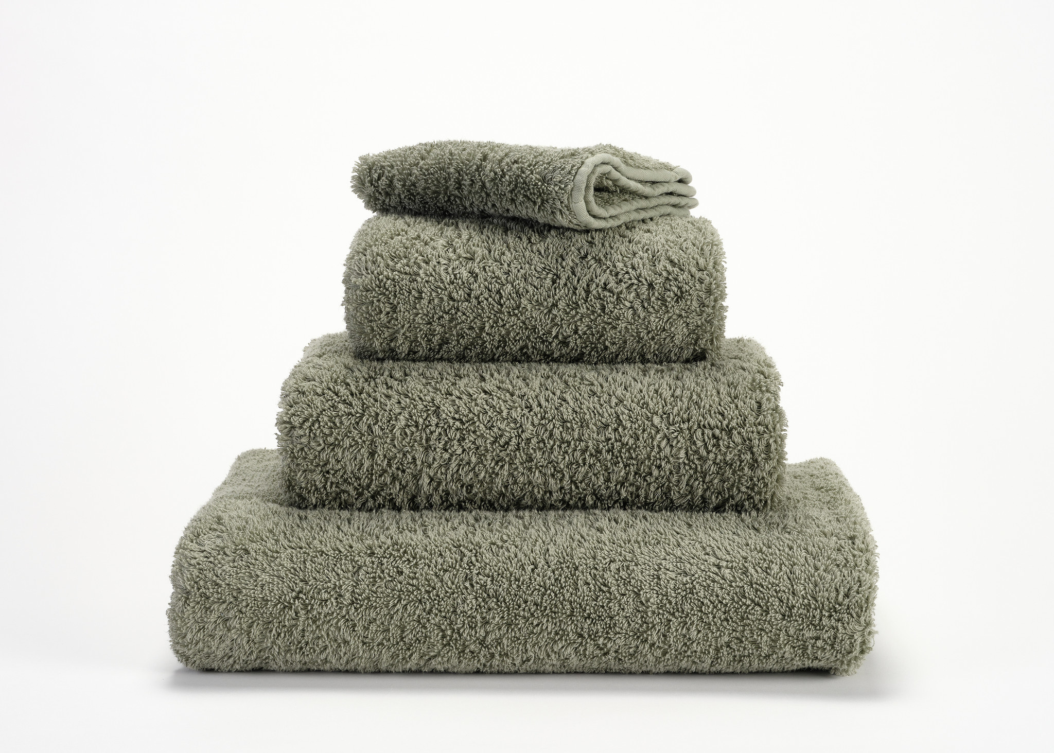 Abyss & Habidecor Abyss & Habidecor Super Pile Handdoek 60x110 277 laurel