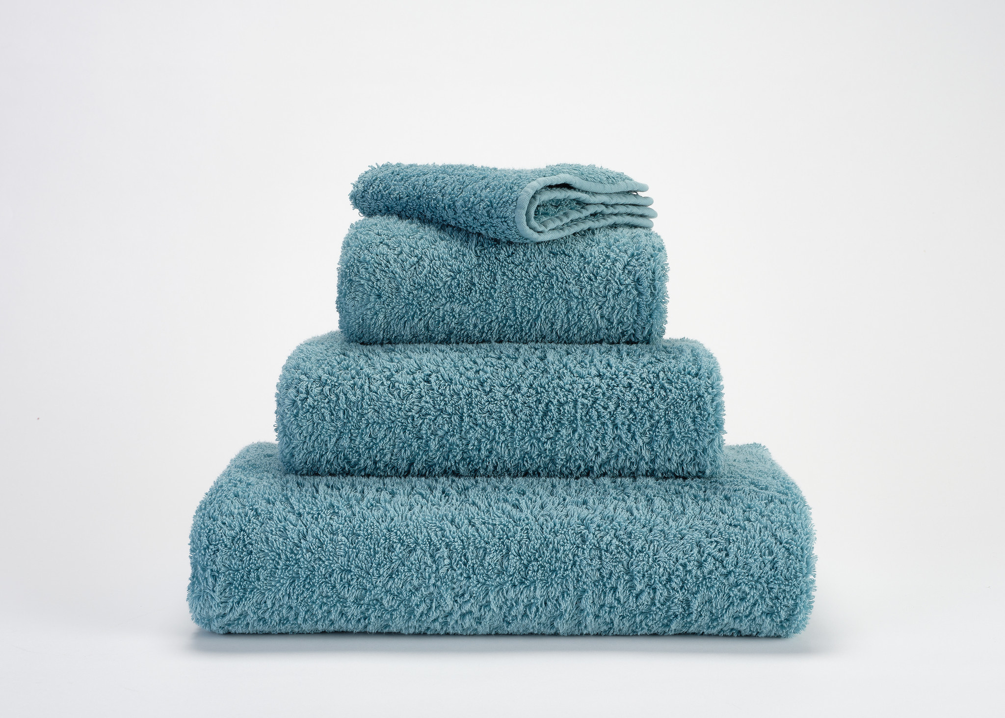 Abyss & Habidecor Abyss & Habidecor Super Pile Handdoek 60x110 309 atlantic