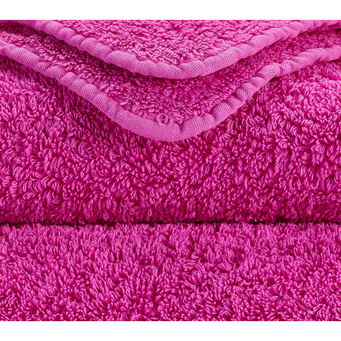 Abyss & Habidecor Super Pile Handdoek 60x110 570 happy pink