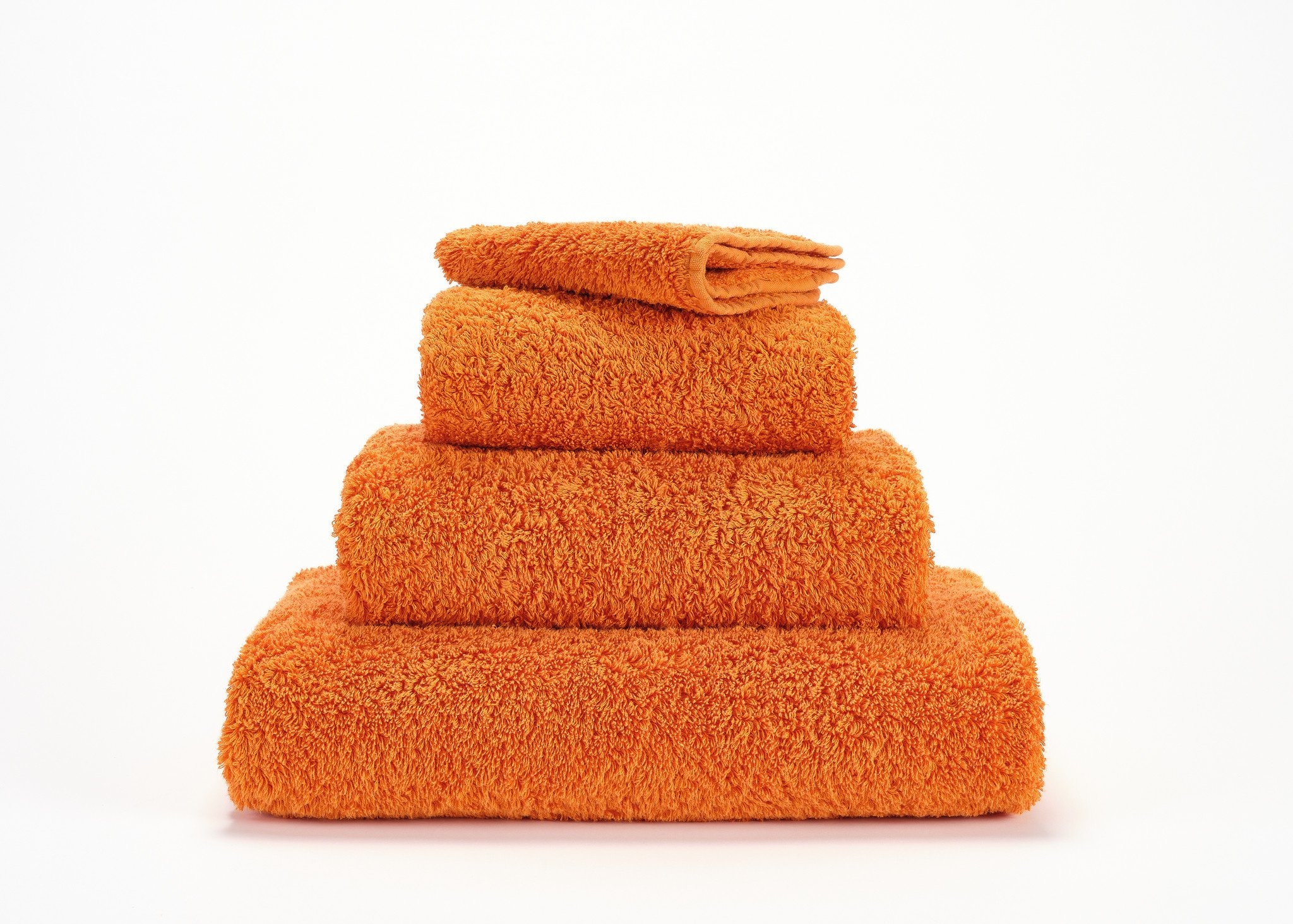 Abyss & Habidecor Abyss & Habidecor Super Pile Handdoek 60x110 614 tangerine