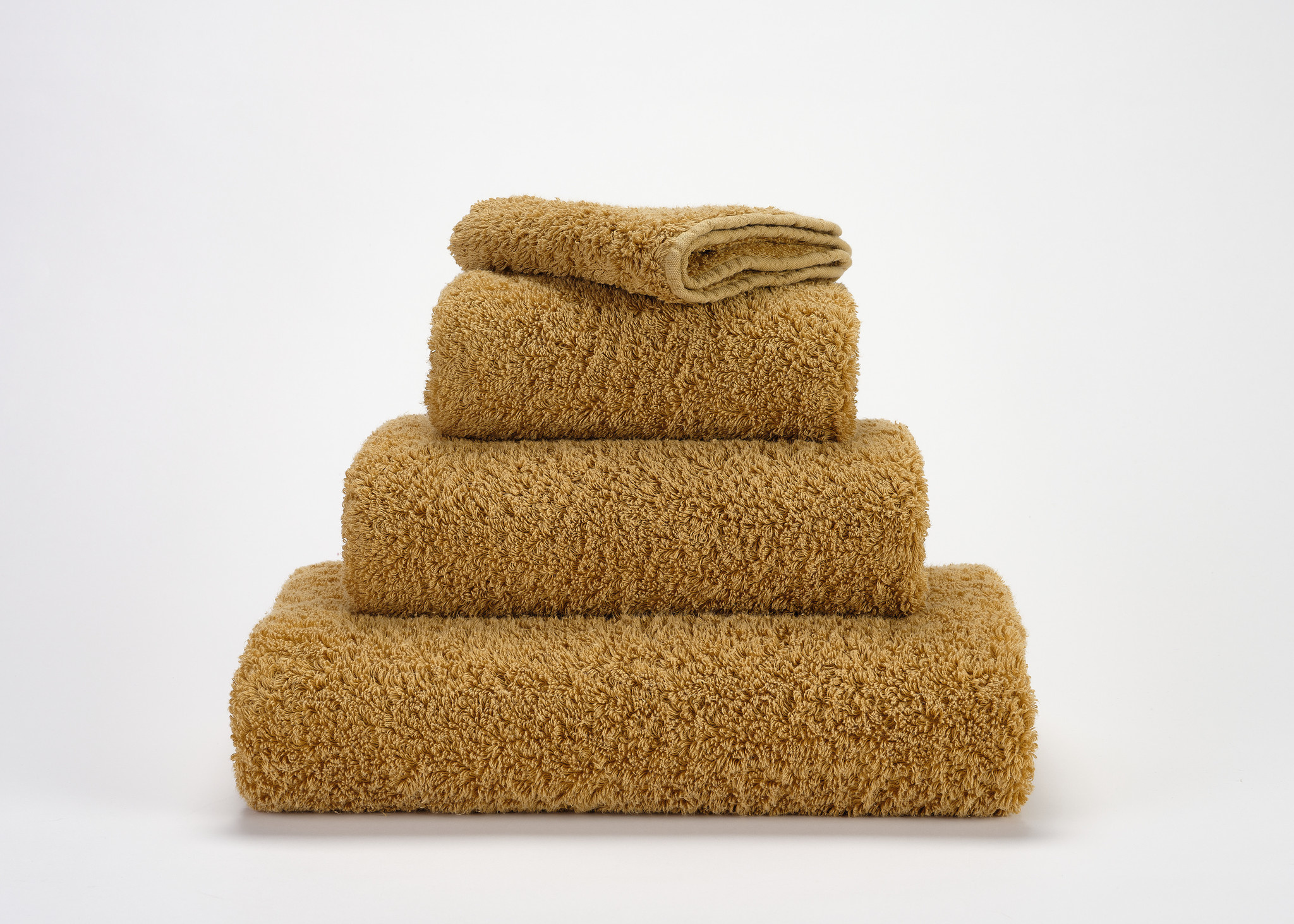 Abyss & Habidecor Abyss & Habidecor Super Pile Handdoek 60x110 840 gold
