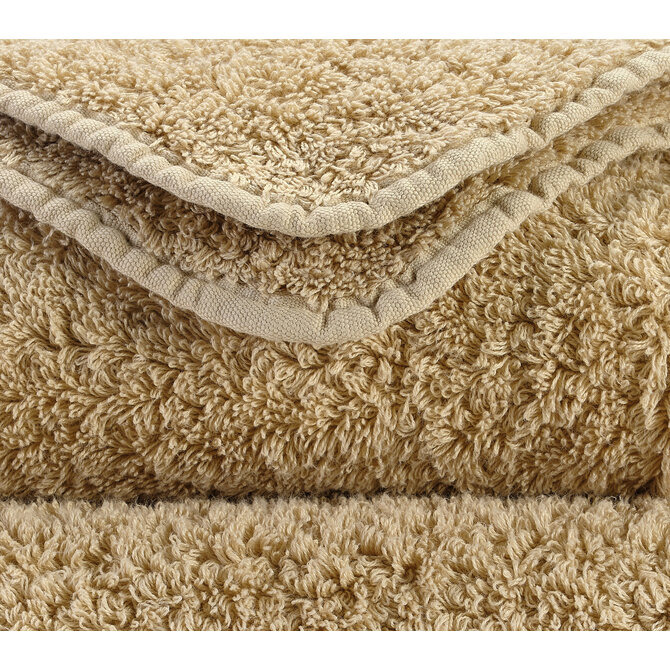 Abyss & Habidecor Super Pile Badlaken 100x150 714 sand Abyss & Habidecor Super Pile Badlaken 100x150 714 sand