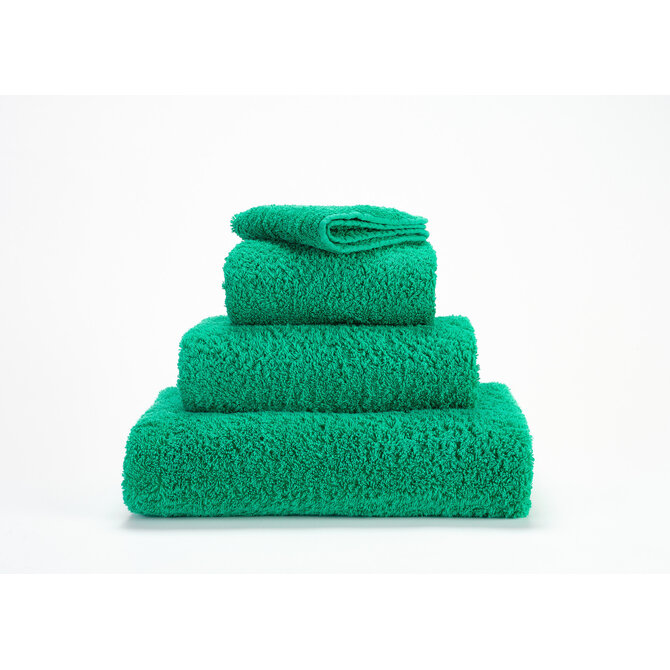 Abyss & Habidecor Super Pile Douchelaken 70x140 230 emerald Abyss & Habidecor Super Pile Douchelaken 70x140 230 emerald
