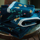 Pip Studio Pip Studio handdoek Les Fleurs Dark Blue 55x100