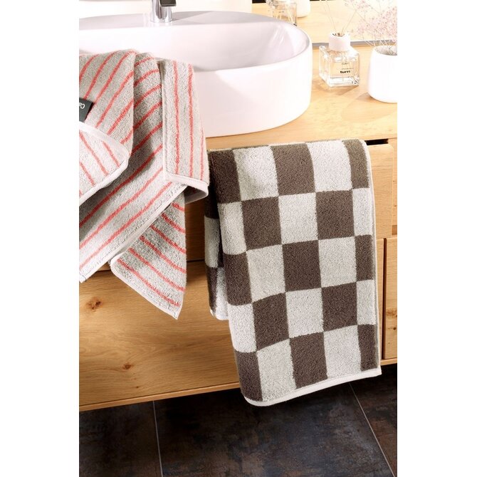 Cawö Weekend Karo 6297 Handdoek platin/pepper 50x100