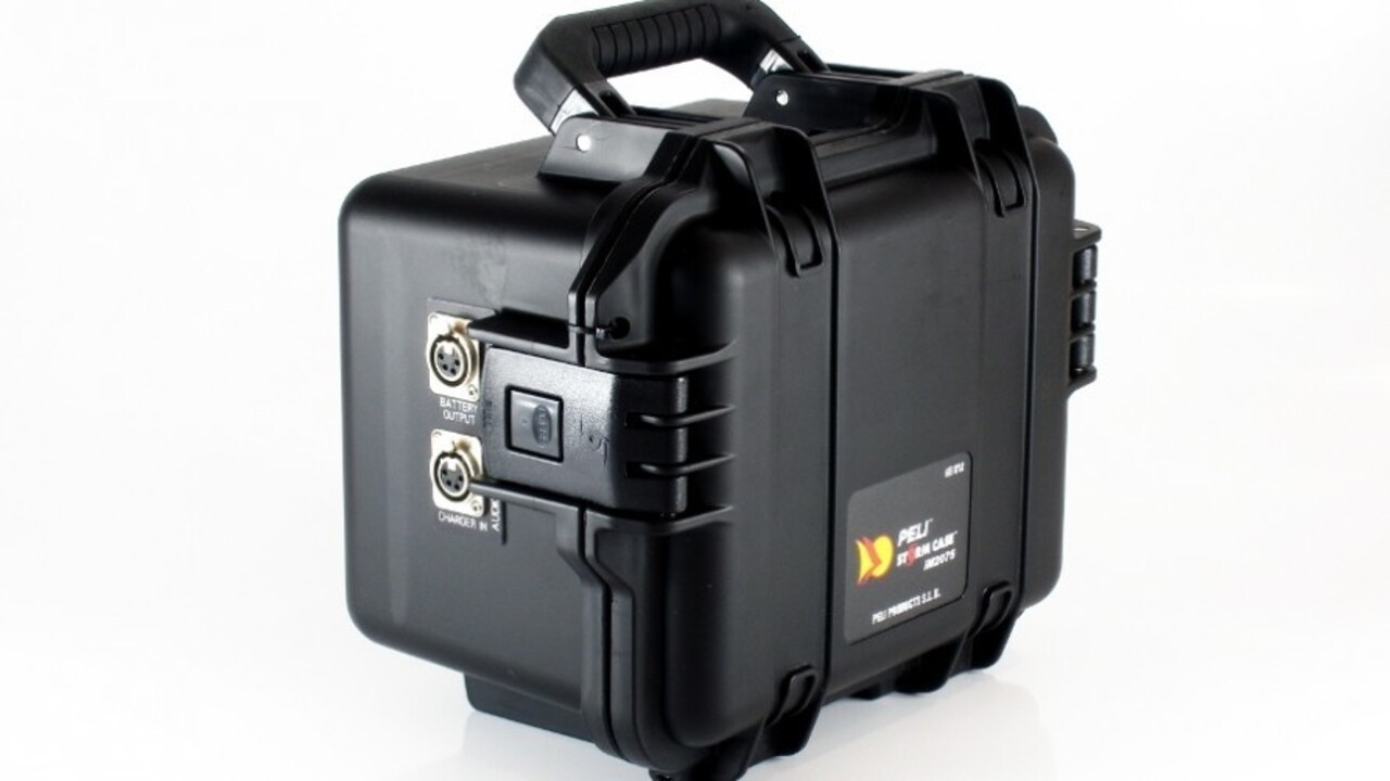 AudioRoot AudioRoot eC4PO-576Wh in case