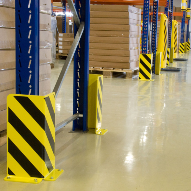 Crash Protection Guards 5mm Steel L-Profile for racks H40cm Crash Protection Guards 5mm Steel L-Profile for racks H40cm