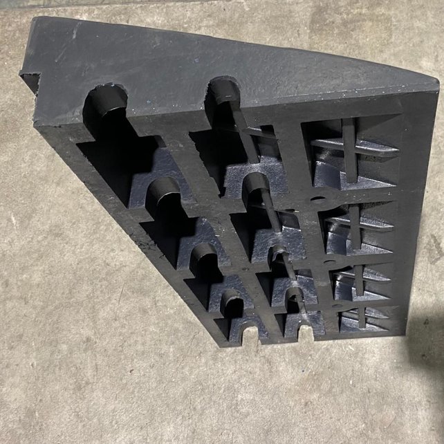 Rubber kerb ramp with reflector 60x36x15 cm