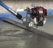 Levelling & Screeding concrete Vibratamp Bullfloat 2.5m  Honda  GX25